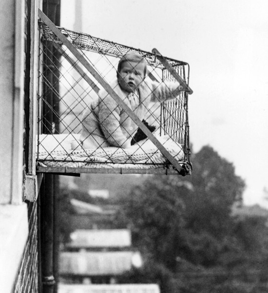 mensworst-inventions05baby-cagegetty3288310