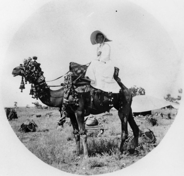 woman-on-camel1