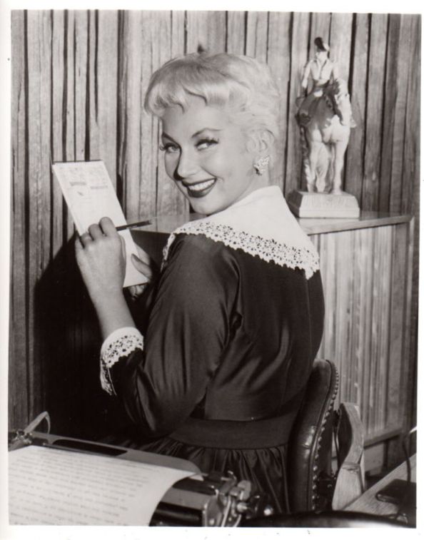 Ann-Sothern-Susie (1)